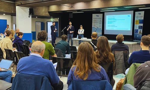 c2bc8a93-39c9-4819-9620-253a53bf7733